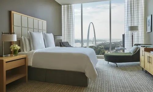 Four Seasons St. Louis