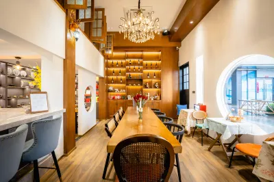 Collection B&B (Nanchang Honggutan Wanda Branch) 난창 자오퉁 대학 주변 호텔