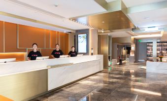 Chengdu Consulate Road, Sichuan University Wangjiang Campus Atour Hotel