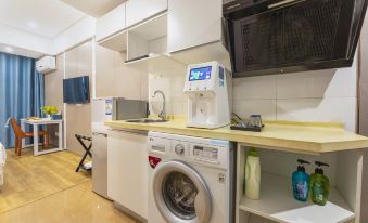 Tixiang Apartment Hotel