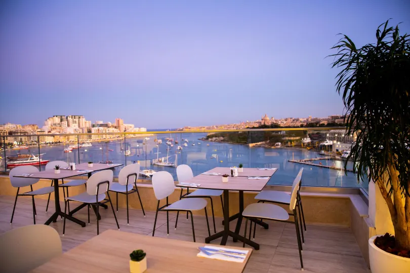 115 the Strand Hotel by Neu Collective