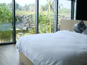 Yaan Chaan Hotel