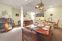 Margaret River Guest House - breakfast
