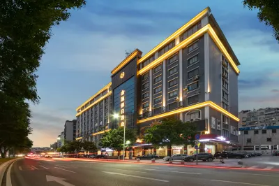 Jinxuan Holiday Hotel (Guangzhou Baiyun Tonghe Dayuan Huangzhuang Branch) Hôtels à proximité de : Guangzhou International Economics College