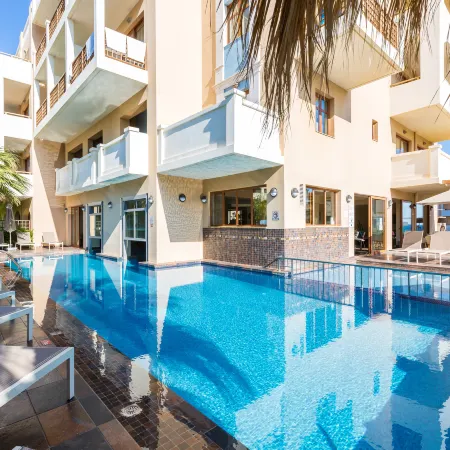 Theartemis Palace