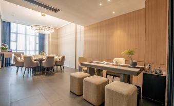 Mandoran Plus Intelligent Hotel (Jiangmen Hexing Square Branch)