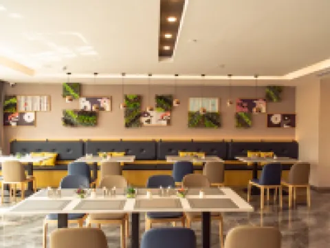 Homeinn Selected Hotel (Fengqing Plaza) Hotels in Fengqing