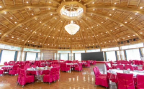Qitai Jiangbulake Hotel