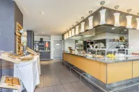 B&B Hotel Marseille Prado Parc des Expositions - breakfast