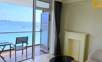 Dongji Inter national Youth Hostel