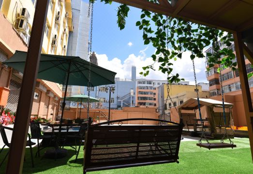 하얼빈 중앙대가 JJ 호텔 주변 거리 풍경