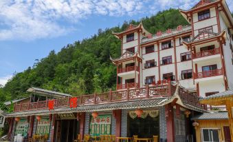 Yulin Mountain Villa