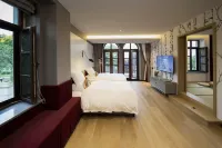 Sesame Cloud Valley Discovery Hotel(Dalian Jinshitan  Shop) Hotels in Jinzhou District
