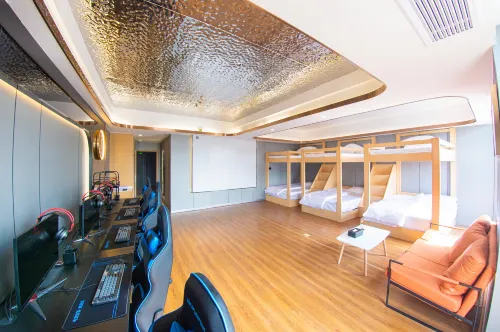 Friend E-sports Hotel