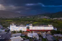 Yongde Yonglida Dinghao Hotel (Block B Hot Spring Shop) - parcheggio