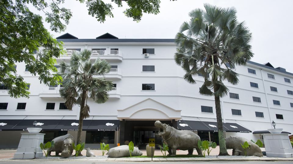 Swiss Avenue Hotel