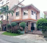 Aberdeen Haus in Mabolo Các khách sạn ở Cebu
