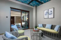 Huada Light Luxury Hotel - Balkon