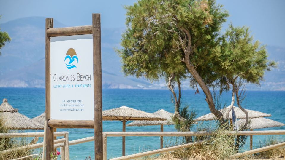 Glaronissi Beach