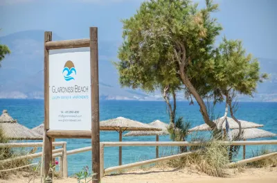 Glaronissi Beach