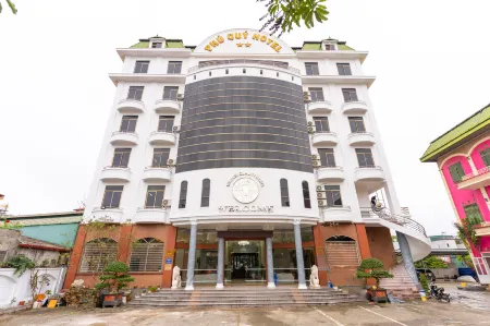 PHU QUY HOTEL Отели в г. Cao Loc District