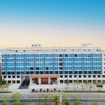 Vienna International Hotel Lufeng South Railway Station