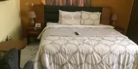 Shelvac Hotel - Royal Deluxe Room