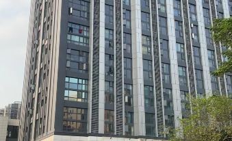 Youyu Hotel Apartment (Overseas Chinese City Happy Coast Branch)