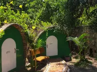 Bohemiaz Resort and Spa Kampot Hotels near Kampot Pagoda