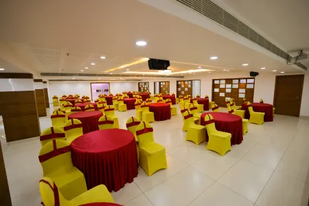 KKM INTERNATIONAL Thiruvananthapuram Отели рядом с достопримечательностью «Шангамагам Бич»