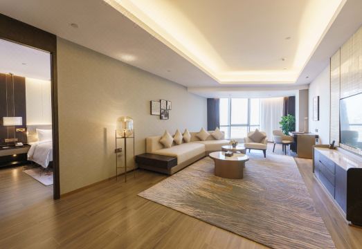 Urumqi Military Brigade Kunlun HotelHotel Overview