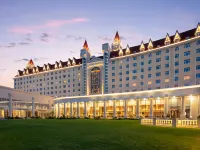 Swissôtel Hefei Grand Park Hotels near Hefei Andover Oceanarium
