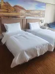 Mitsubishi Hotel, Zhongqi, Urad