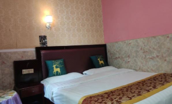 Taojiang Huasheng Hotel