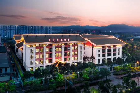 Pu'erzhuang Hotel Отели рядом с достопримечательностью «Daijiaxiang Ancient Buildings»