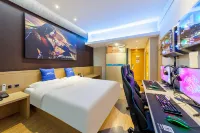 PK e-sports hotel (Xiamen Cruise Center Xiagu Wharf)