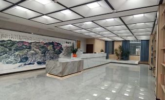 Twin Peaks Polytechnic College Hotel