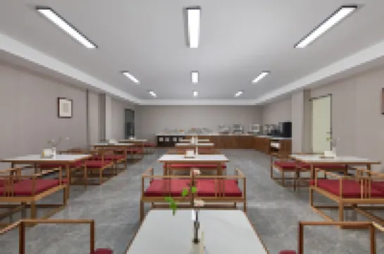 Moshang Light Luxury Hotel (Pingyao Ancient City High-speed Railway Station)