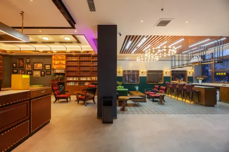 James Joyce Coffetel (Anping Hongqi Street)