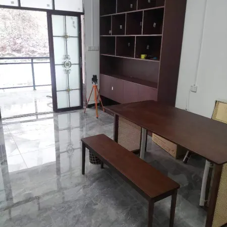 Heping Village Juxian Inn Homestay