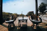 Longjing No. 52 Homestay