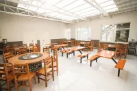 Yuanchang Hotel (Wudalianchi Scenic Area Branch) - فطور