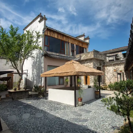 Hongcun Scenic Area Homestay at Shanyun Homestay