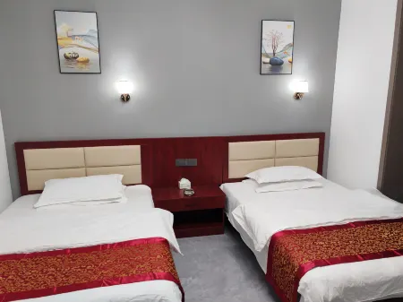 Wuchuan Yongfeng Apartment Отели в г. Вучуань