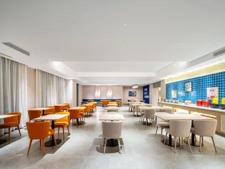 Jinjiang Inn (Aksu Old Street Night Market Railway Station Branch)