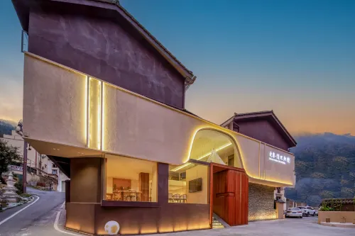 Jiu zhai Hidden World Villa