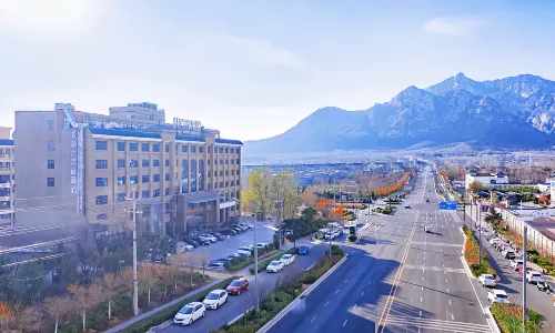 Ascent Hotel Dengfeng