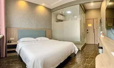 Chifeng Magic Cube Hotel Các khách sạn ở Chifeng Botanical Garden