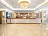 Vienna Hotel (Baoding Yun Center Shanggu Daguan) Hotels near Baoding Botanical Garden