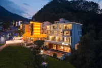 Xitao Coffee Homestay (Laojunshan Yunjing Cableway)